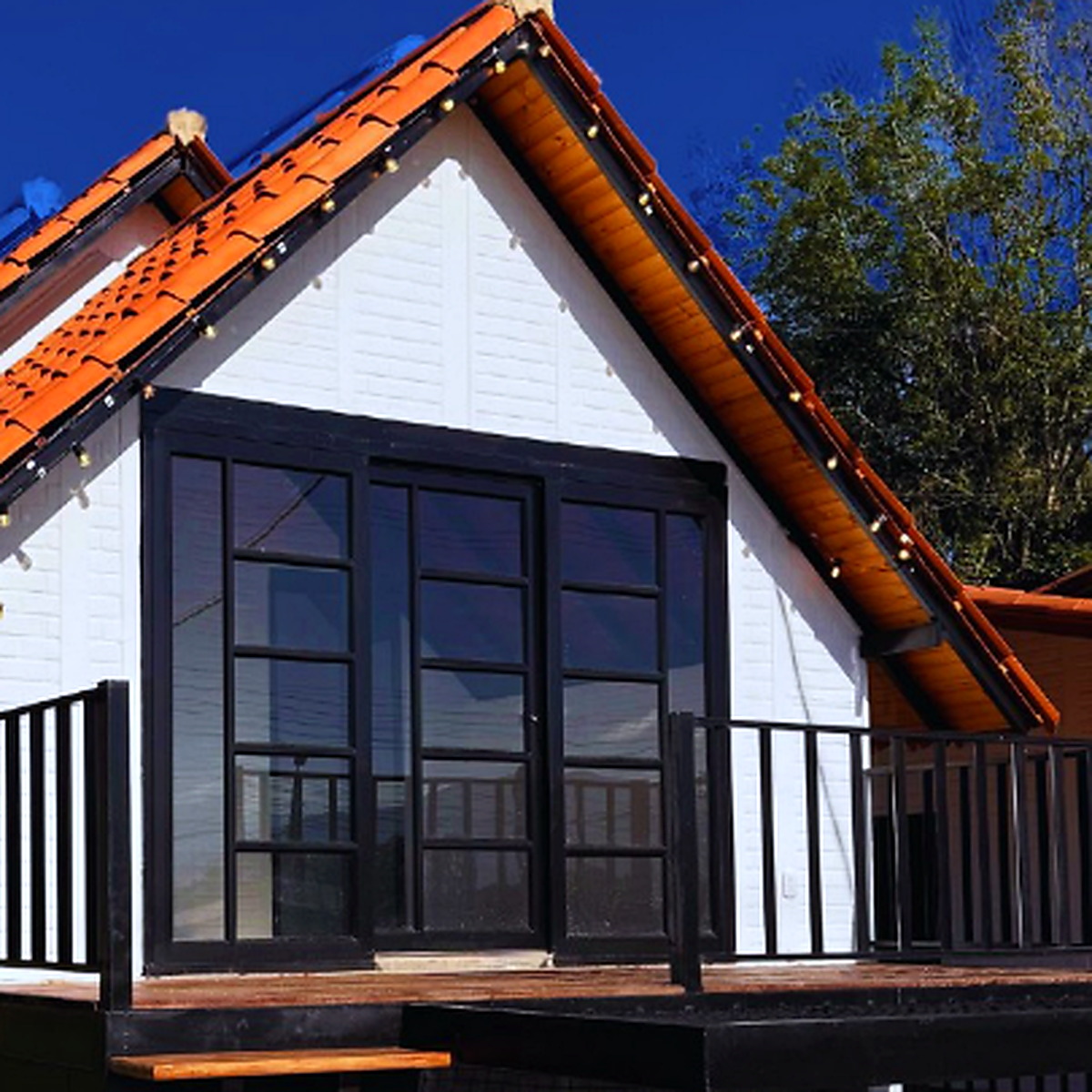 Fachada contemporánea de casa Modularq